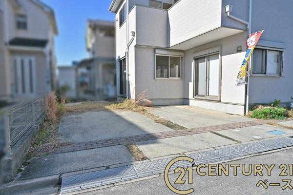 生駒郡斑鳩町龍田南５丁目の中古一戸建の駐車場|■現地撮影写真■