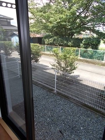 プラシード　カーサＢの庭