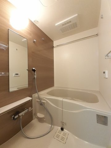 ウィステリア　パーク　稲毛海岸の浴室