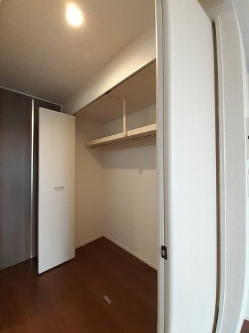 ウィステリア　パーク　稲毛海岸の収納