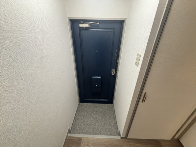 サンロイヤル王子の玄関