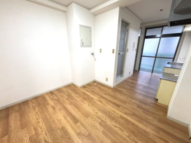 マルタカマンションの居間・リビング