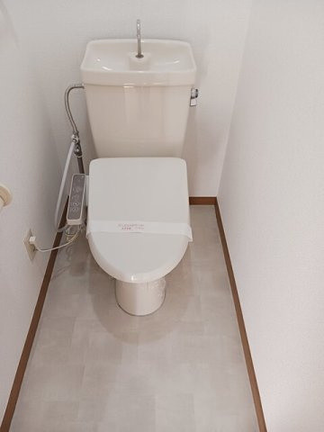 スクウェアガーデン緑井のトイレ|コンパクトで使いやすいトイレです