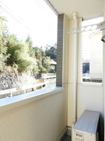 フォレスト高陽東　弐番館のバルコニー|開放的で明るい空間を演出してくれるバルコニーです