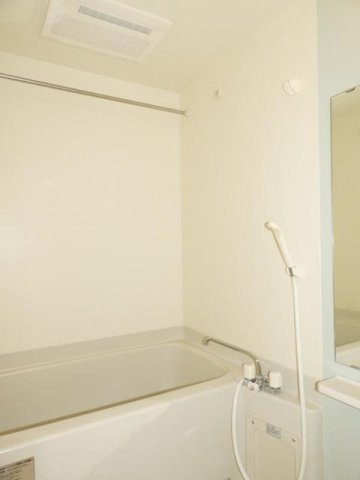 フォレスト高陽東　弐番館の浴室|お風呂で日々の疲れを落としましょう