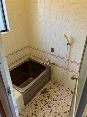 高松市香西西町　中古戸建の浴室