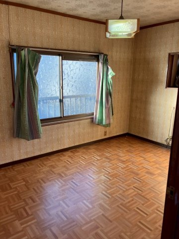 高松市香西西町　中古戸建の洋室