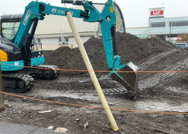 【外観】 | 現在は更地となっています。現地をご見学に行く際は、道路の幅や周辺の交通量、施設などをご確認頂くことをおすすめします！ある程度イメージをつけたいという場合は、同売主の施工事例や完成パースもお見せします。