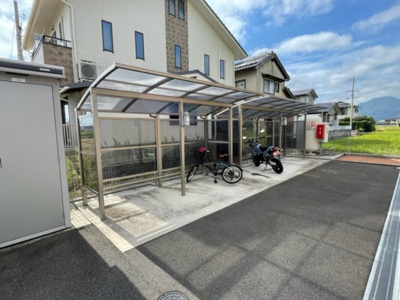 【その他共用部分】 | ヴェルソレイユ | 駐輪場