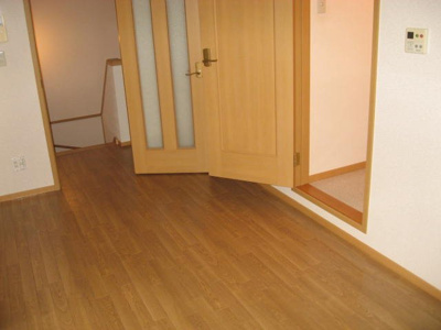 【居間・リビング】 | メルヴェーユⅠ | ゆったりとしたリビングです