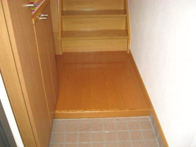 【玄関】 | メルヴェーユⅠ | 落ち着いた玄関です