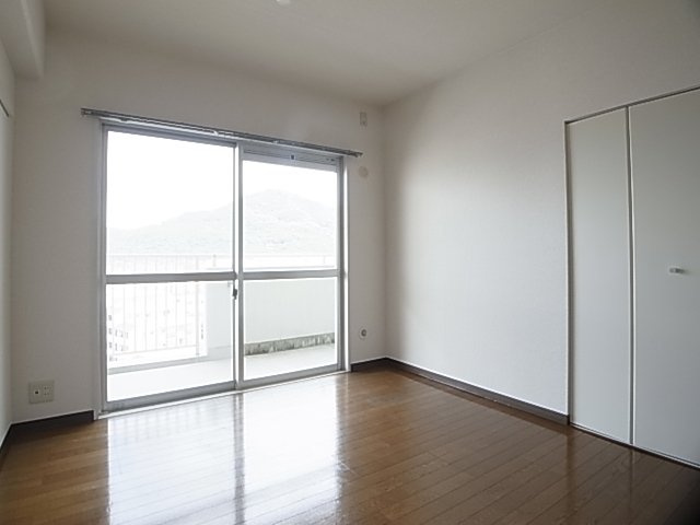 神戸市須磨区南落合１丁目の賃貸マンションの内装|洋室