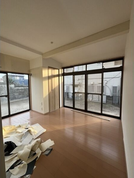 名和町前郷戸建貸家の庭