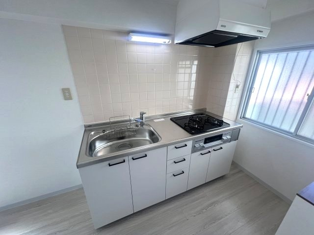 リアライズ御影のキッチン