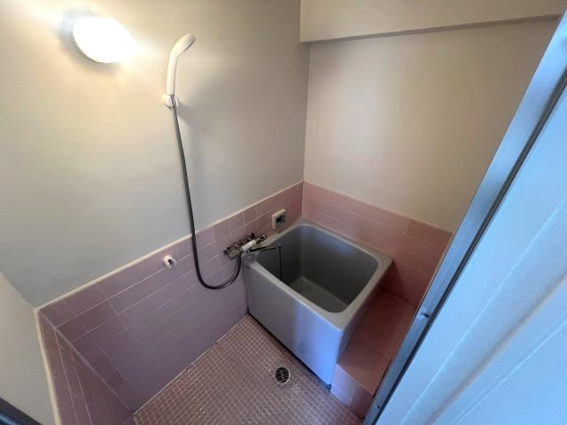 リアライズ御影の浴室