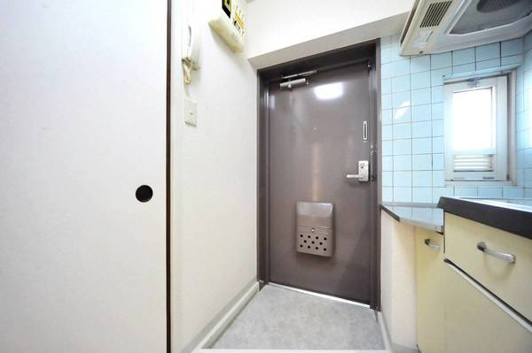 ビレッジハウス菅田4号棟の玄関|ビレッジハウスの同一物件・同一タイプの間取りの写真です