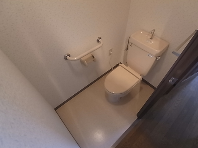 神戸市須磨区南落合１丁目の賃貸マンションのトイレ|トイレ