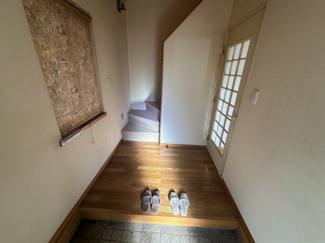 【玄関】 | 【北杜市大泉町谷戸】定住向きのエリアにある3LDK