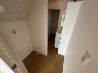 【その他】 | 【北杜市大泉町谷戸】定住向きのエリアにある3LDK | 洗濯機置き場