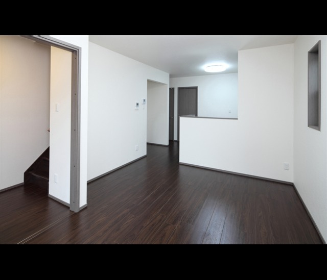 Excellsia（エクセルシア）の居間・リビング|写真はイメージです。色仕様は現況優先になります。