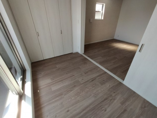 東大阪市金岡　築浅アパート　アート東大阪Bの洋室