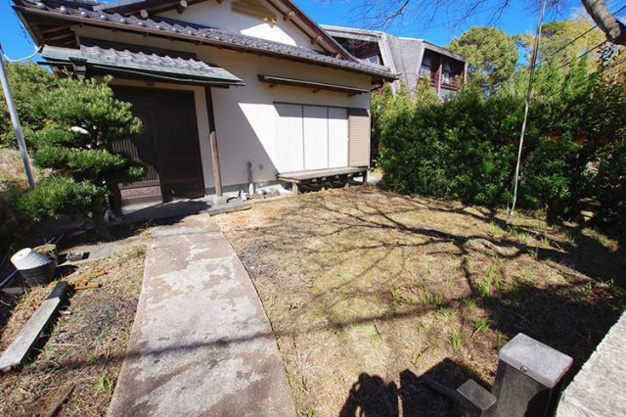 【庭】 | 網代山別荘地　戸建