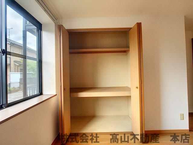 サンパ－ク伍番館の収納