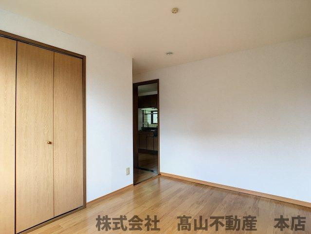 サンパ－ク伍番館の居間・リビング