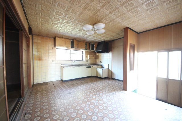 大津市小野734-1他　中古戸建のキッチン