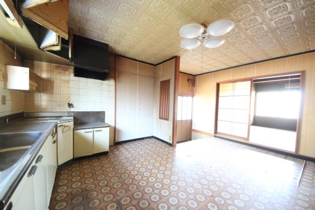 大津市小野734-1他　中古戸建のキッチン