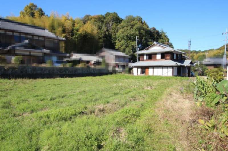 大津市小野734-1他　中古戸建の外観|敷地途中から見た建物外観