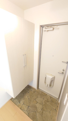 【玄関】 | リビングタウン中野美保南 A棟