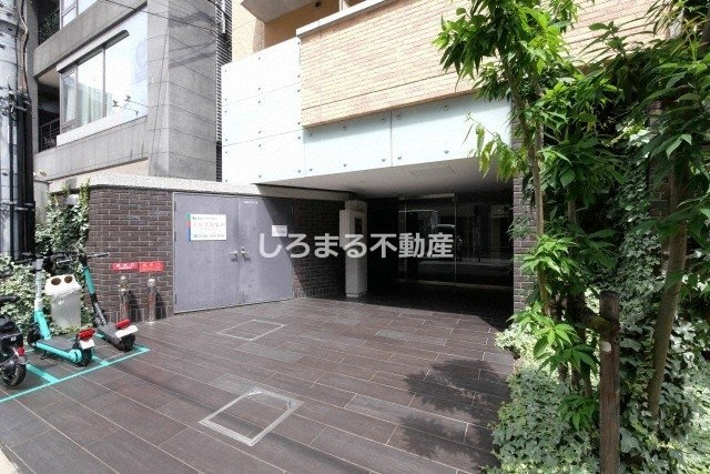 フォレステージュ北堀江のエントランス