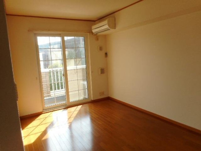 【居間・リビング】 | カーサ・フィオーレⅡ | おしゃれなリビングです