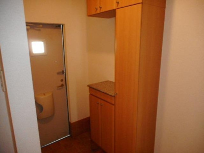 【玄関】 | カーサ・フィオーレⅡ | 玄関です