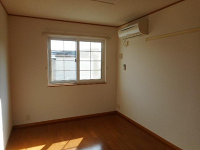 【内装】 | カーサ・フィオーレⅡ | 明るい室内です