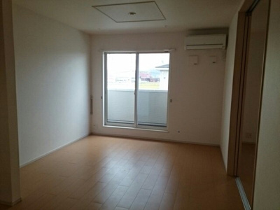 【居間・リビング】 | アヴァンツァートⅢ | 使いやすいリビングです