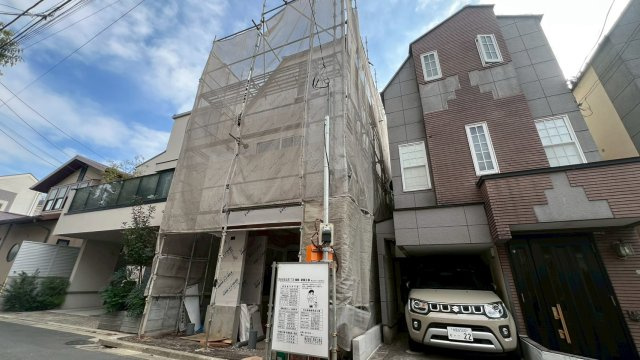 世田谷区松原　新築戸建