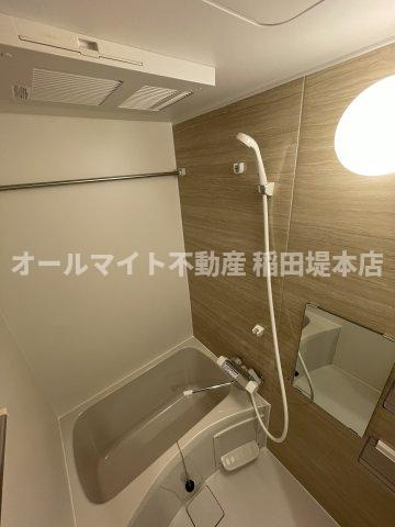 川崎市多摩区長尾５丁目のアパートの浴室