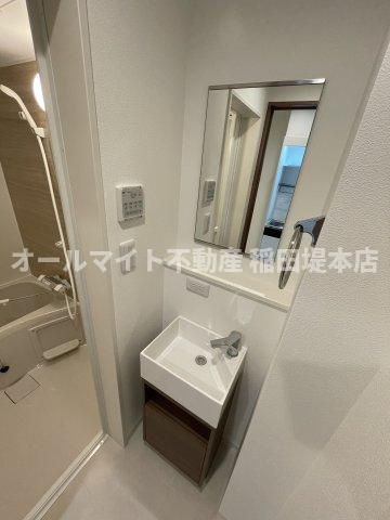 川崎市多摩区長尾５丁目のアパートの洗面所