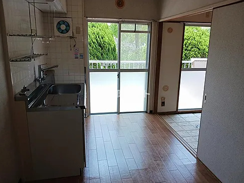 奈良県生駒郡三郷町　一棟マンション　リヴェール立野のキッチン