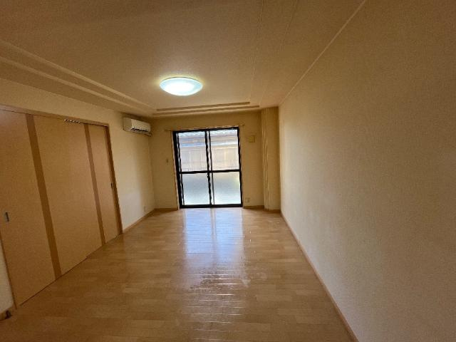 メゾン・ド・ソレイユ・シュッドの居間・リビング|リビング