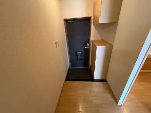 メゾン・ド・ソレイユ・シュッドの玄関|廊下