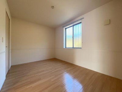 【内装】 | メゾン東二島 | 室内