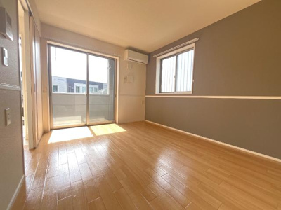 【内装】 | メゾン東二島 | 室内