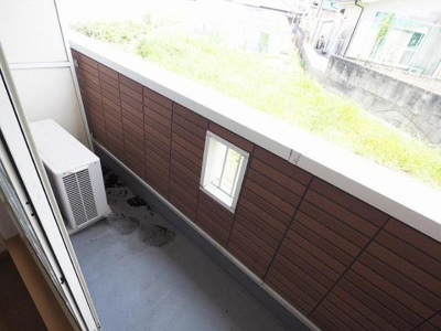 【バルコニー】 | プラスパーⅡ | お洗濯にも便利なバルコニー付き