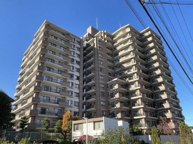 多摩市永山１丁目の中古マンションの外観