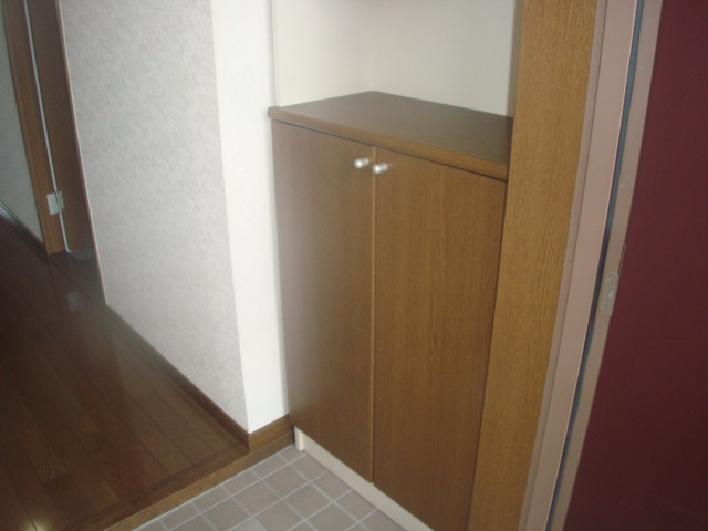 サンタプレイス岡崎のその他|靴箱（イメージ）