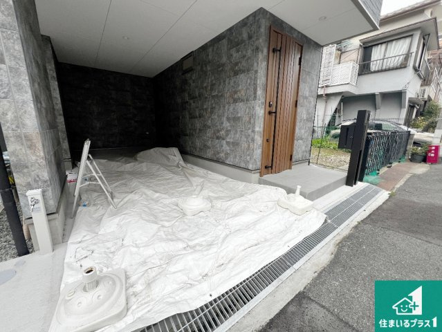 10(土)～12(祝)現地説明会　八尾市南植松町　限定1邸の駐車場|駐車スペース！散水栓があるので、こまめに愛車を洗えます！