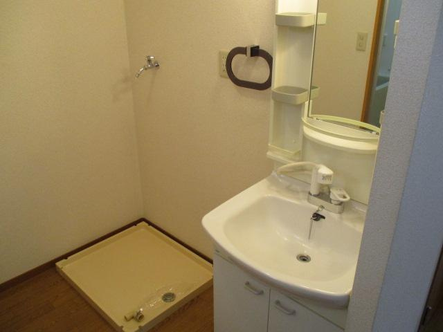 ソレジオ伊賀　Bの洗面所